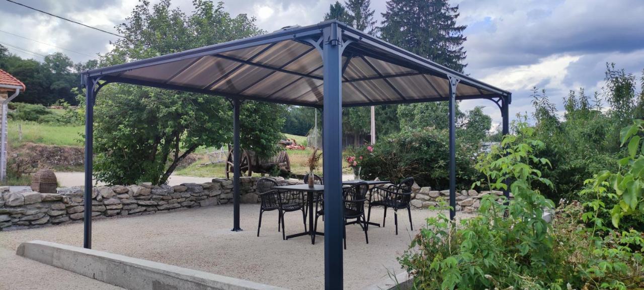 Le Pas Du Loup Hébergement de vacances *